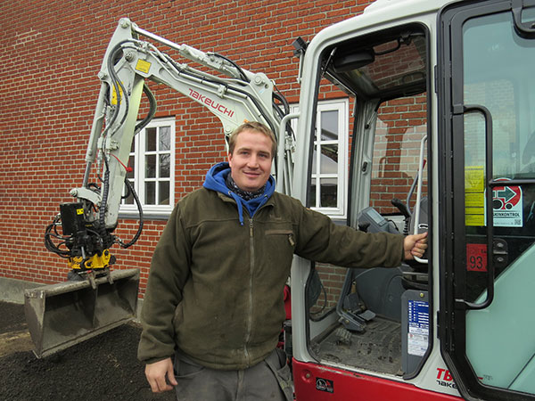 HSR Entreprise ApS, Takeuchi TB225